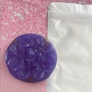 Floral Essence Purple Jasmin Scented Honey Soap with Jasmin Infused